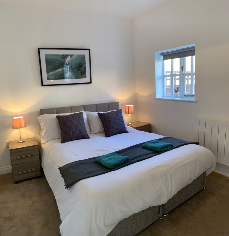 Property photo 1 of 11 Bedroom
