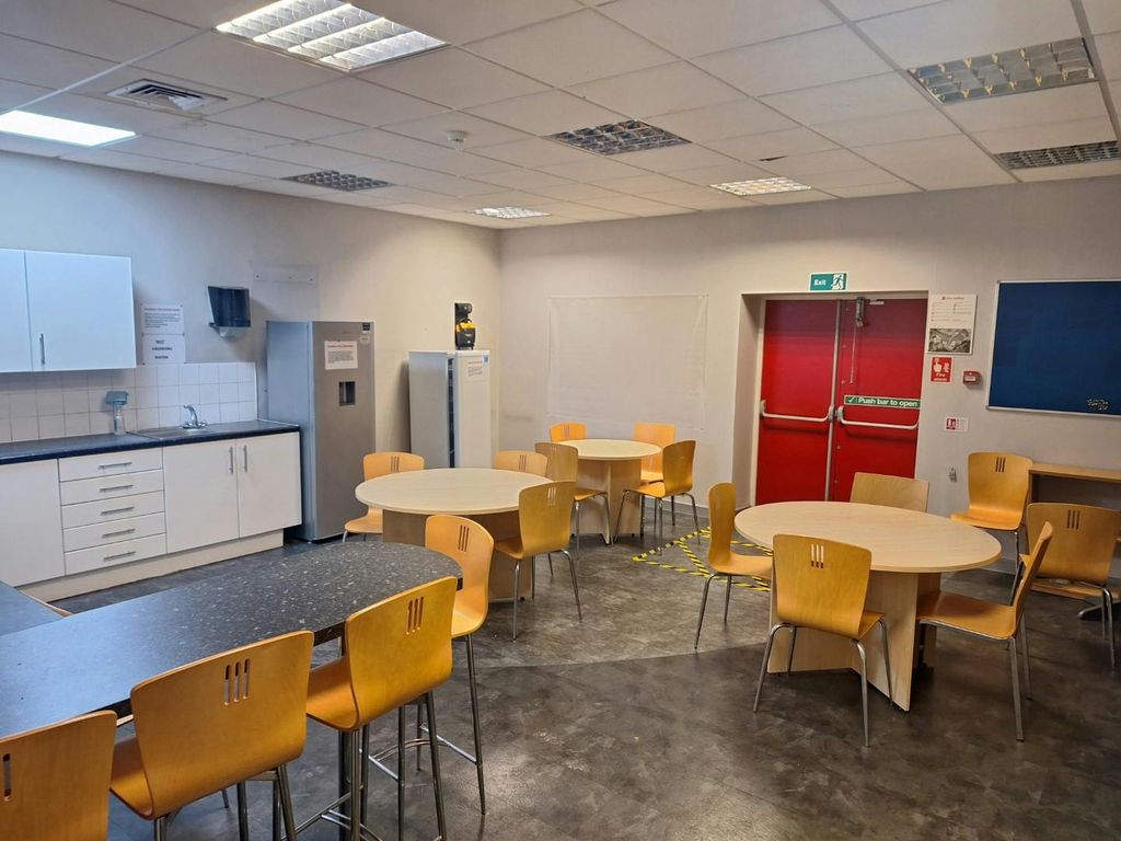 Property photo 3 of 7 Image 3