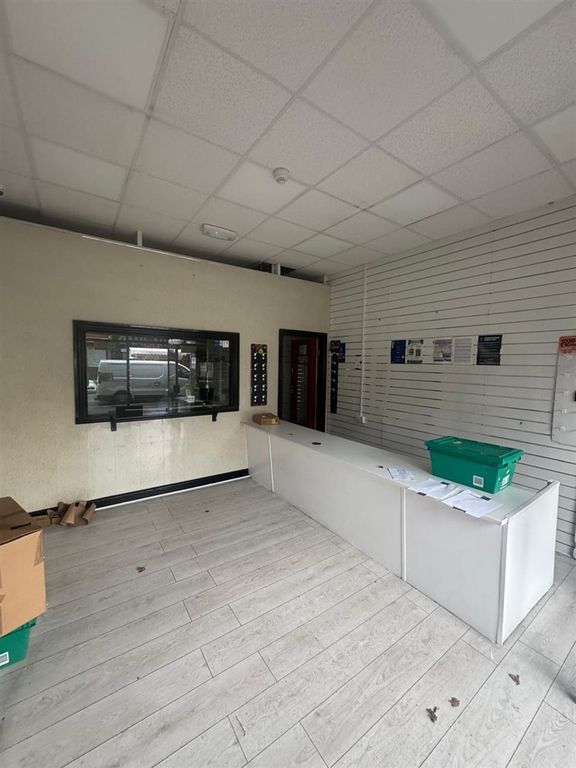 Property photo 2 of 5 Img-20251210-Wa0011.Jpg