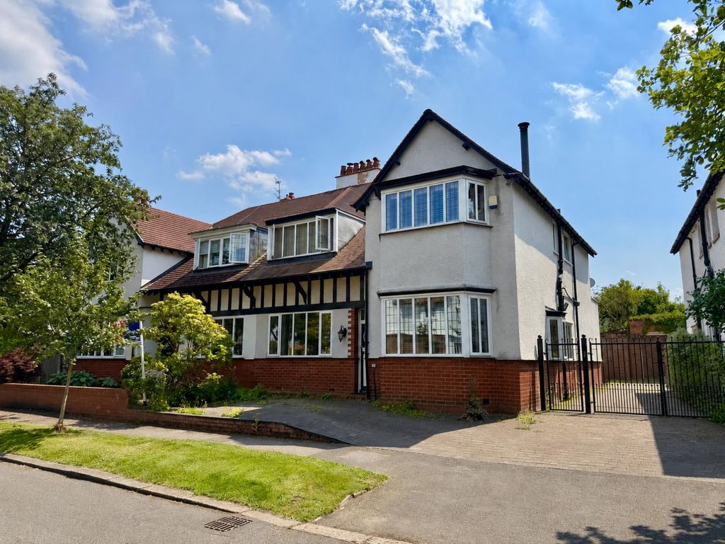 Property photo 1 of 37