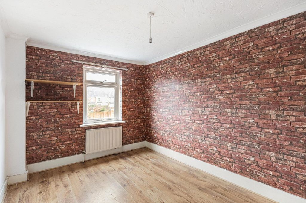 Property photo 3 of 13 Picture No. 11