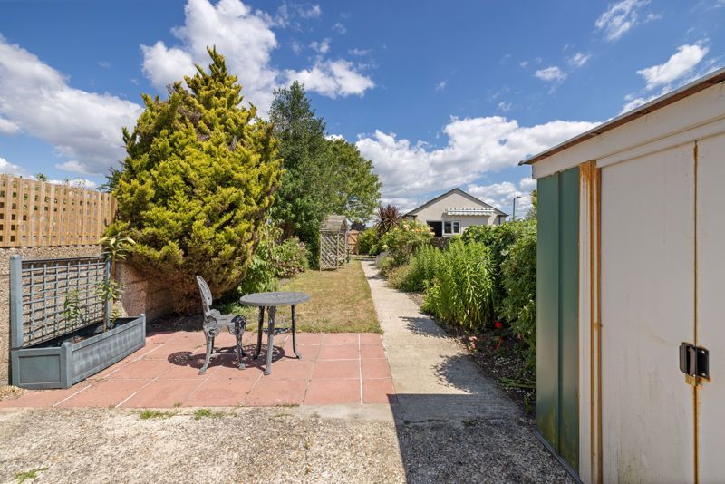 Property photo 2 of 17 Photo 4