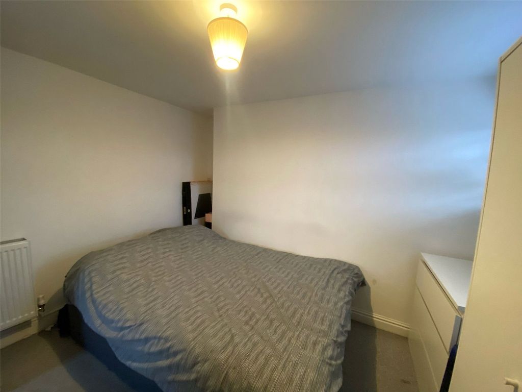 Property photo 3 of 11 Picture No. 14