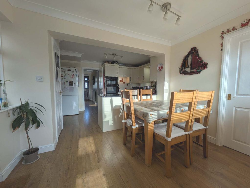 Property photo 1 of 25