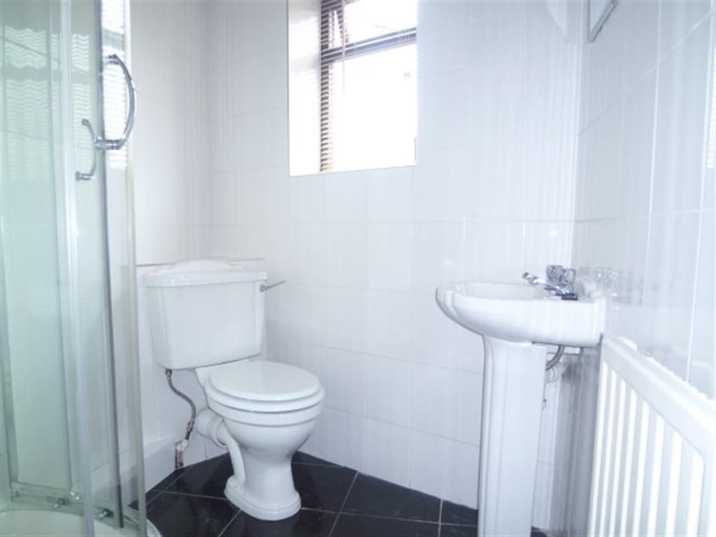 Property photo 3 of 4