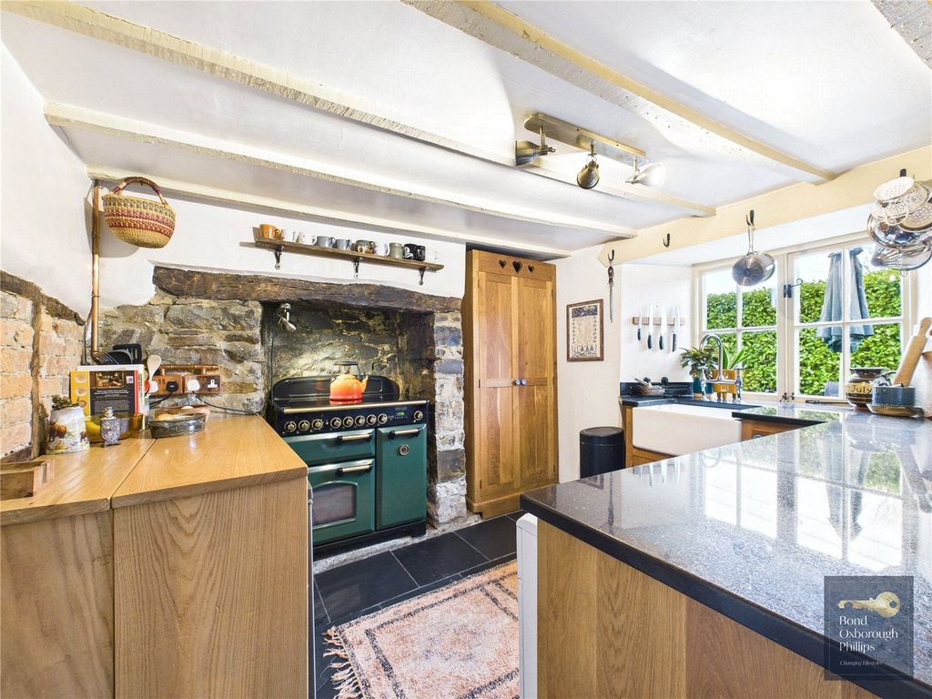 Property photo 3 of 23 Picture No. 50