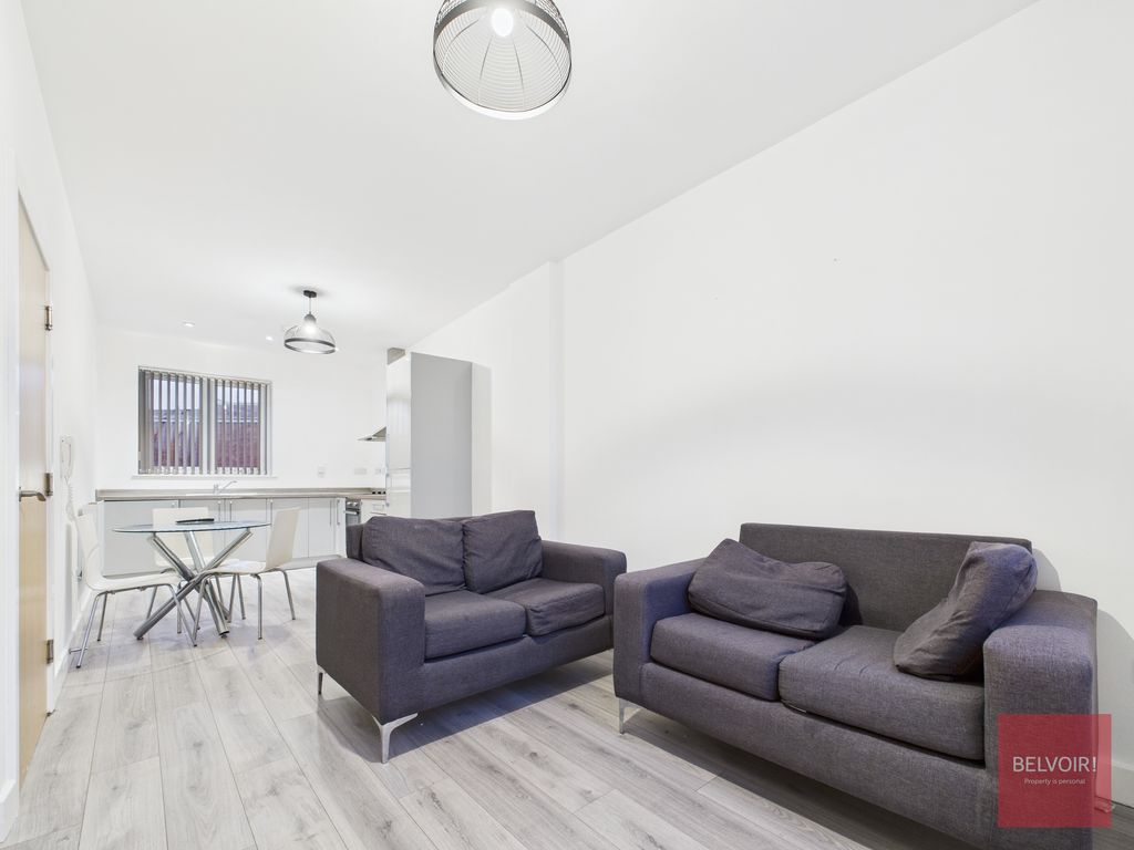 Property photo 3 of 12