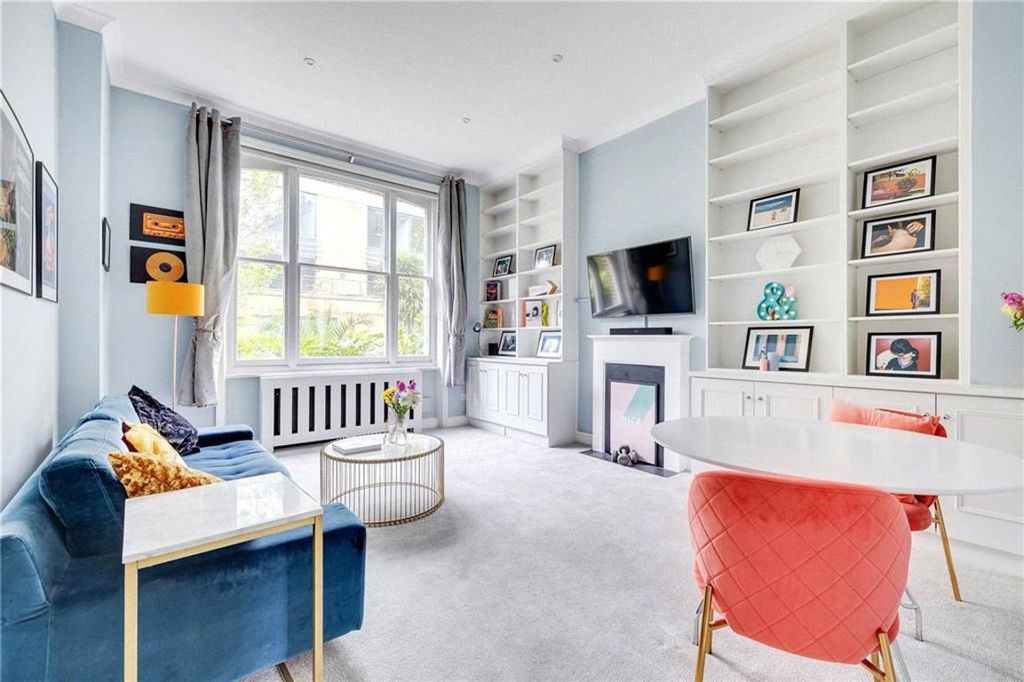 Property photo 1 of 8