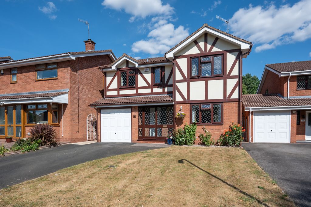 Property photo 1 of 17