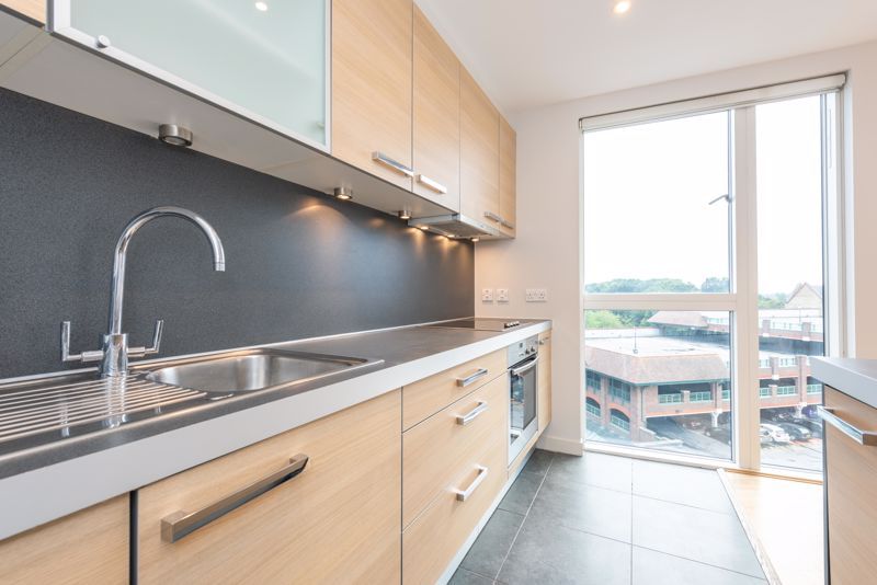 Property photo 2 of 10 Photo 3