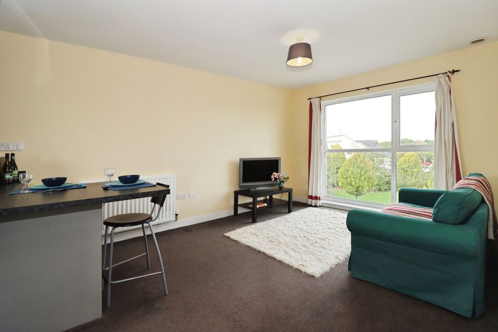 Property photo 3 of 12 Pbox-Img.Jpg