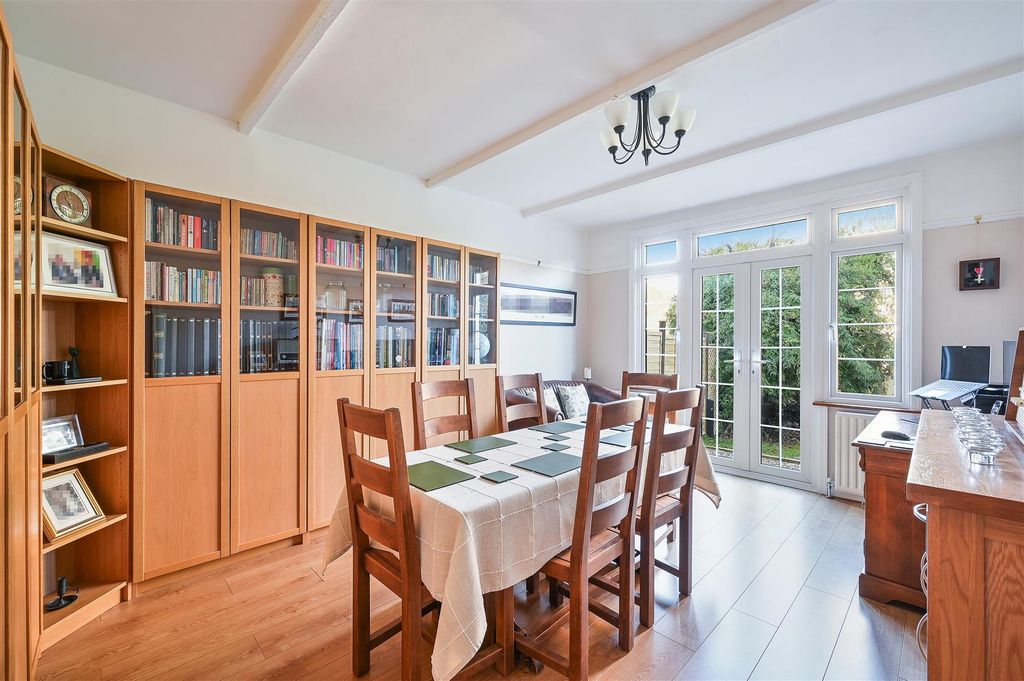 Property photo 3 of 20 Winkworth Road, 21- (6).Jpg