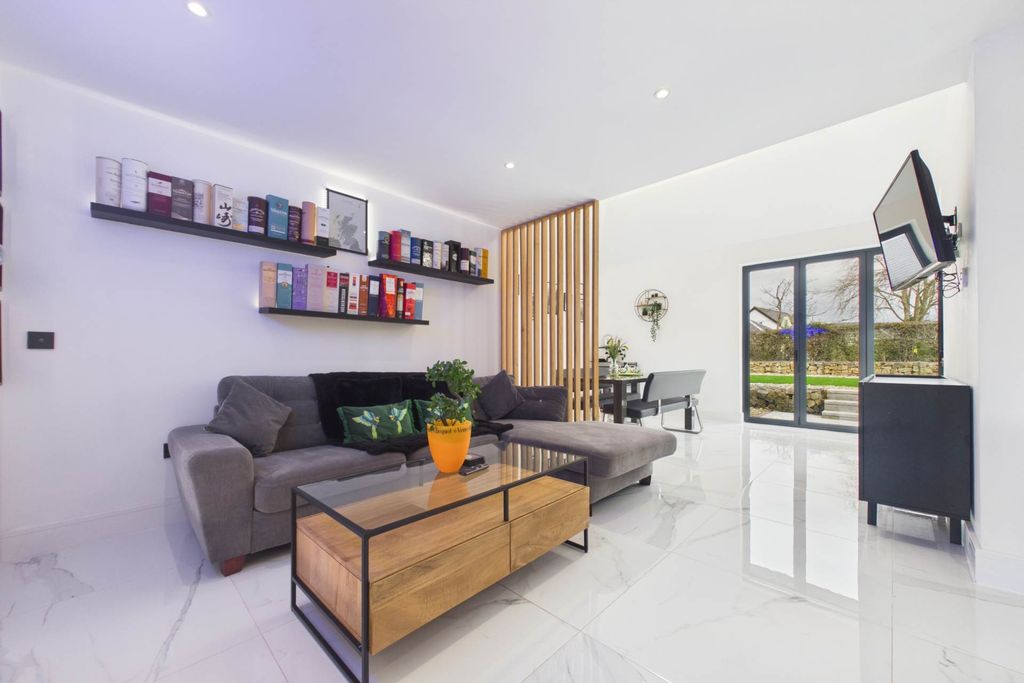 Additional image 12 of 5 bed detached house for saleClyde Street, Carluke ML8