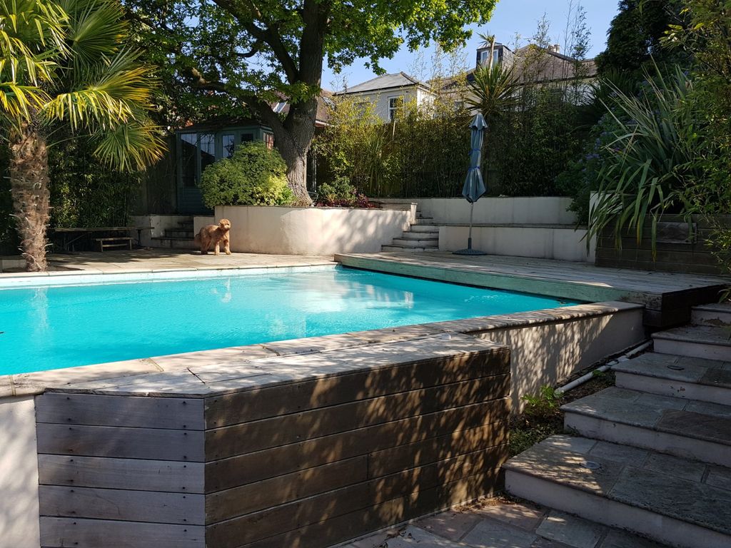 Property photo 2 of 30 Picture No. 35