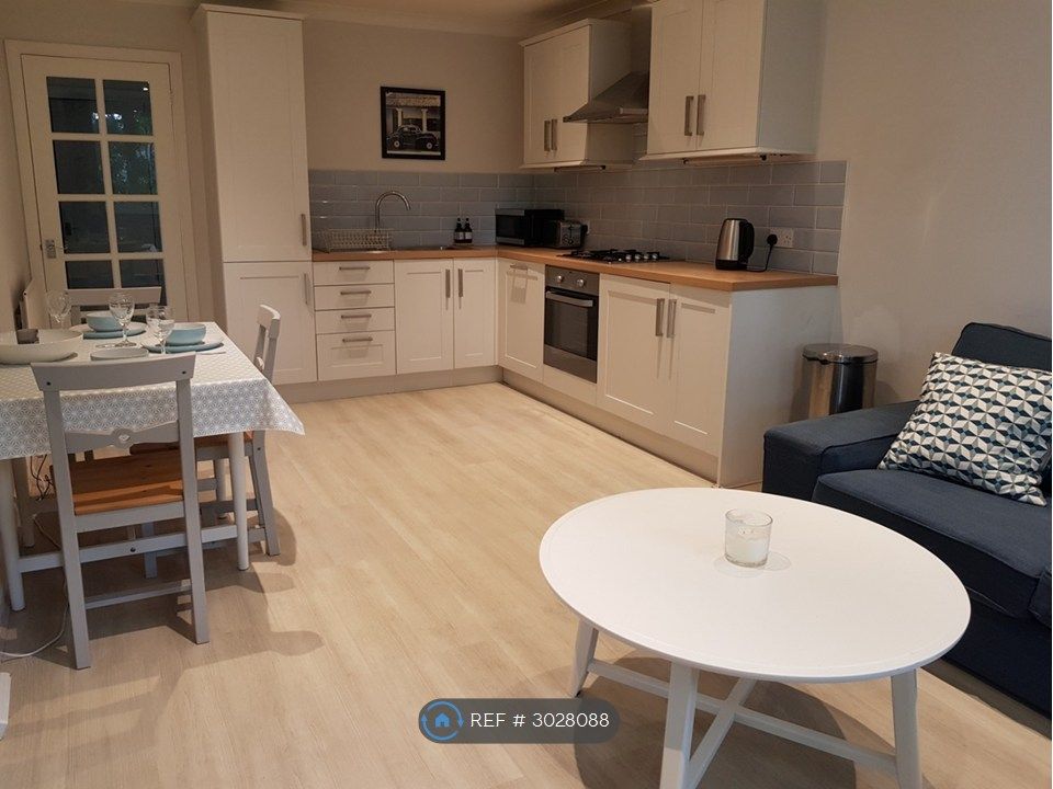 Property photo 3 of 9 Open Plan