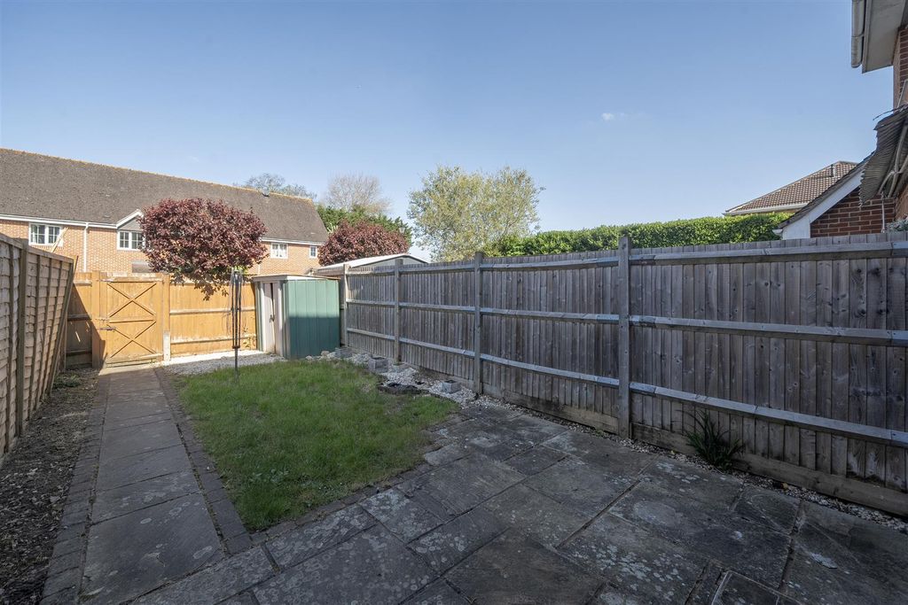 Property photo 2 of 26 1448645-11-69E88E9Ea338B.Jpg