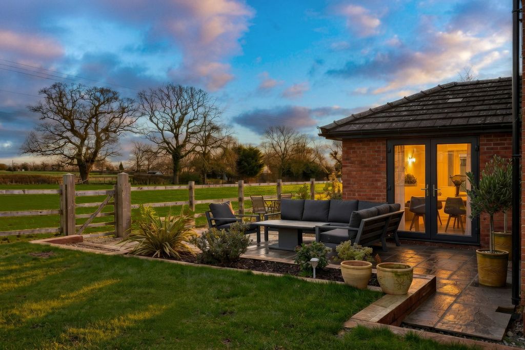 Additional image 34 of 5 bed detached house for saleMeadow Croft, Cross Lanes, Wrexham LL13