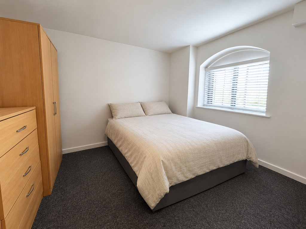 Property photo 1 of 3