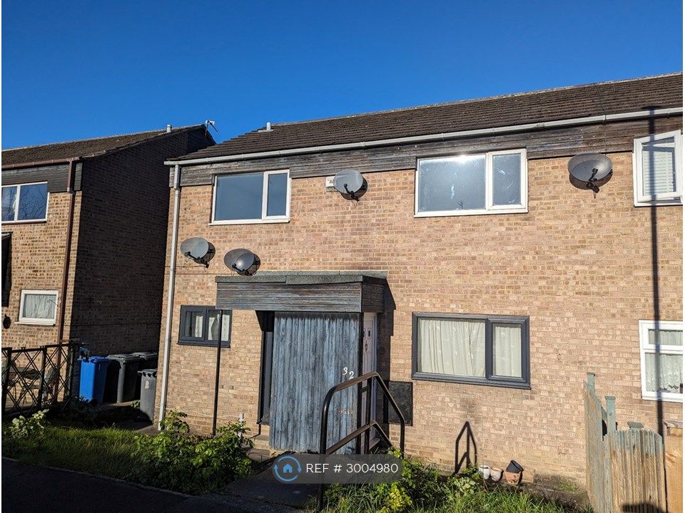 Property photo 1 of 9 First Floor Flat