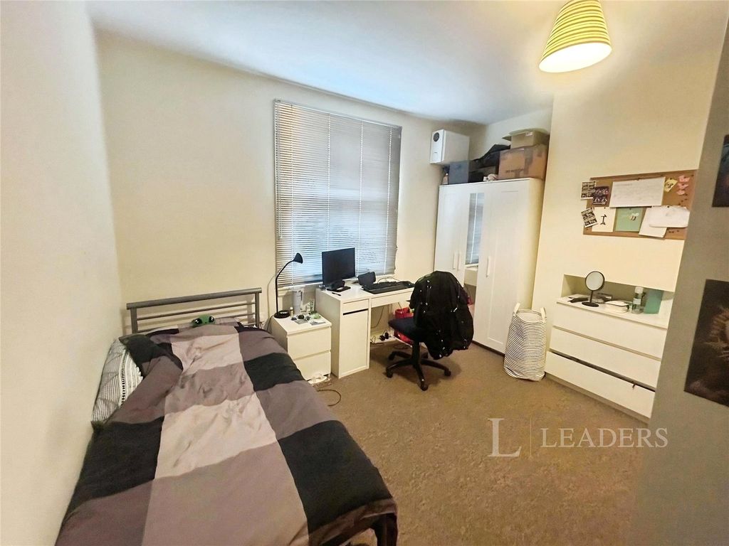 Property photo 3 of 10 Picture No. 22
