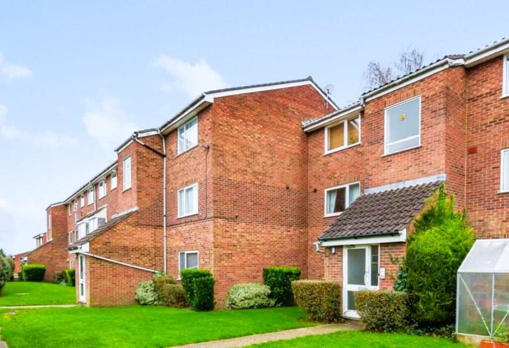 Property photo 1 of 9 One Bedroom Flat