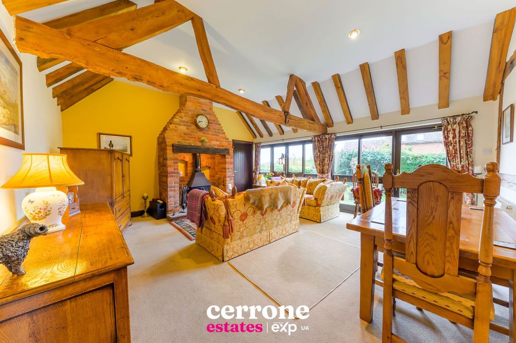 Property photo 2 of 26