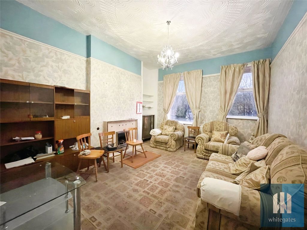 Property photo 2 of 16 Picture No. 05