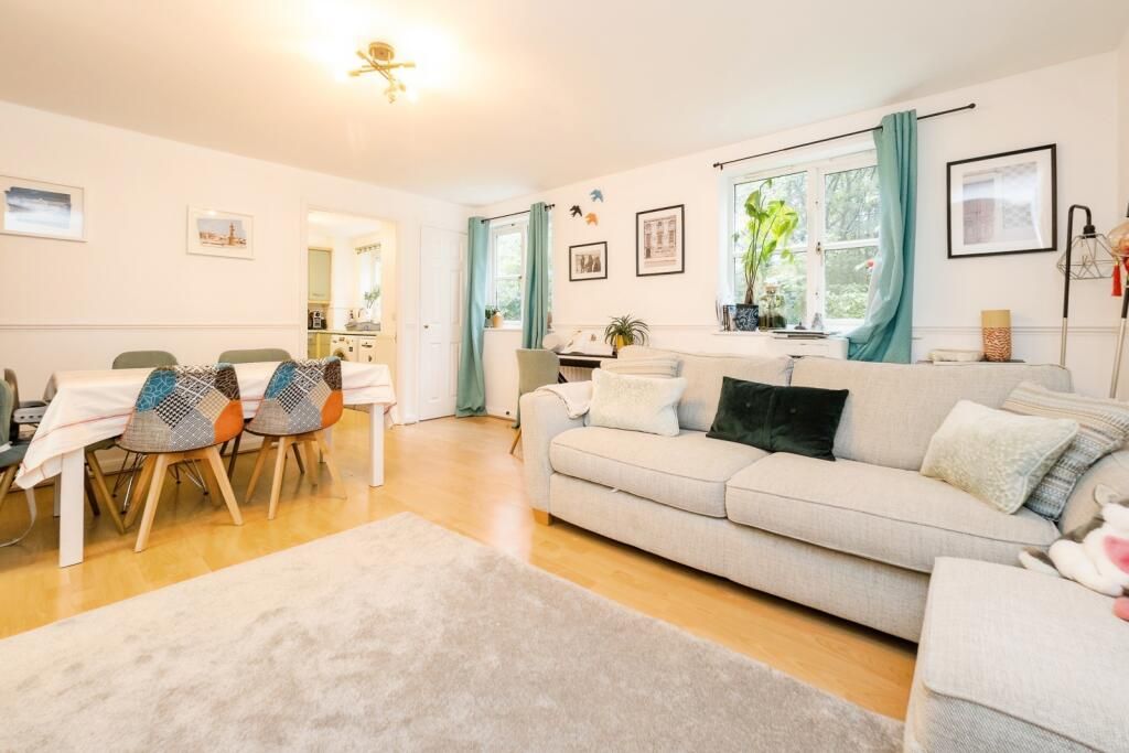 Property photo 3 of 10