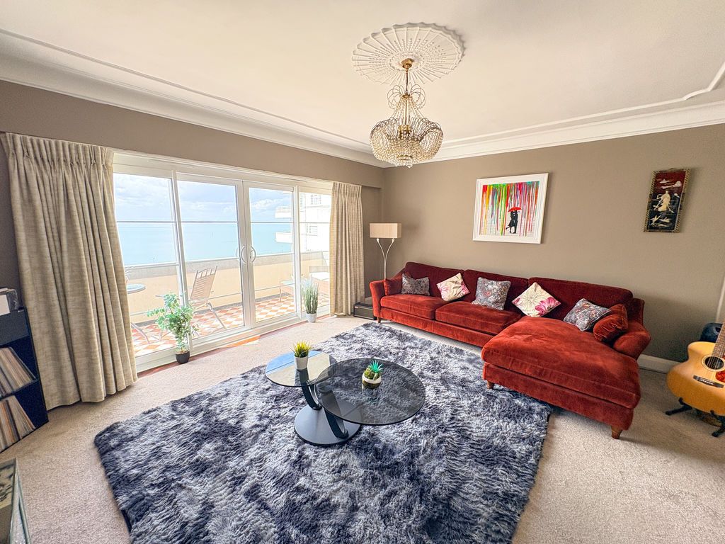 Property photo 3 of 13 Photo 14