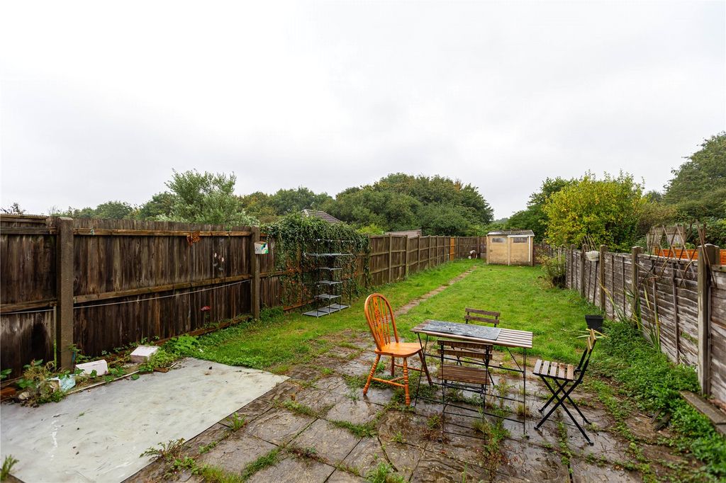 Property photo 2 of 17 Picture No. 19