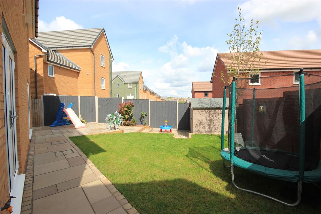 Property photo 3 of 14 Rear 2.Jpg