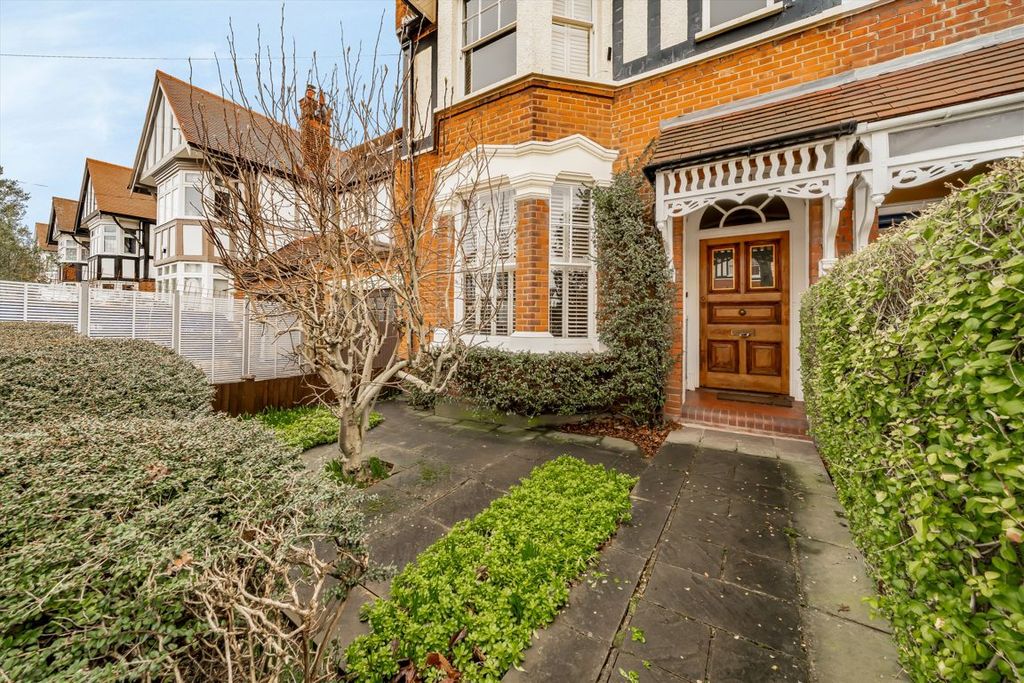 Property photo 1 of 14