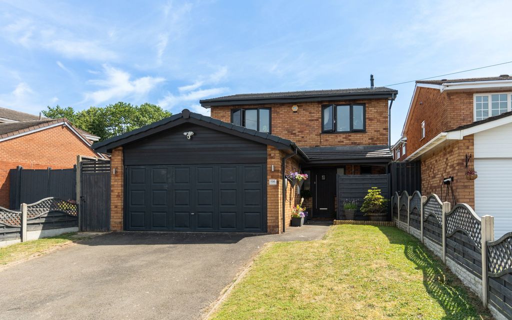 Property photo 1 of 33
