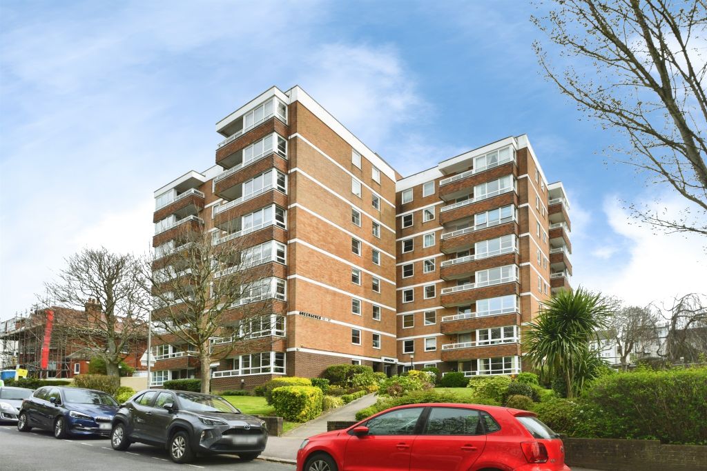 Property photo 1 of 21