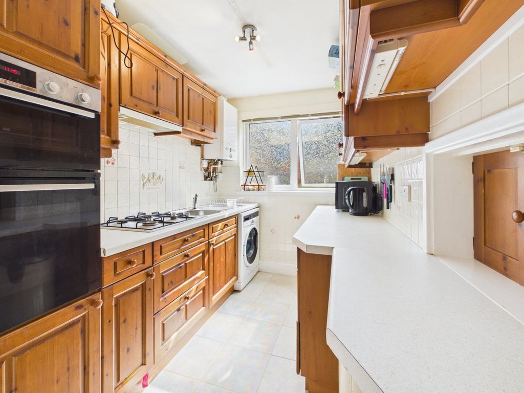 Property photo 3 of 12