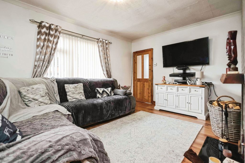 Additional image 7 of 4 bed terraced house for saleWoodward Road, Pershore WR10