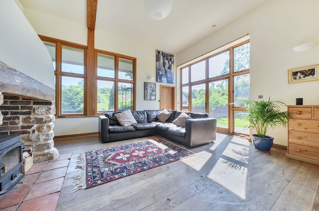 Property photo 2 of 23 1479383-13-6A3573...