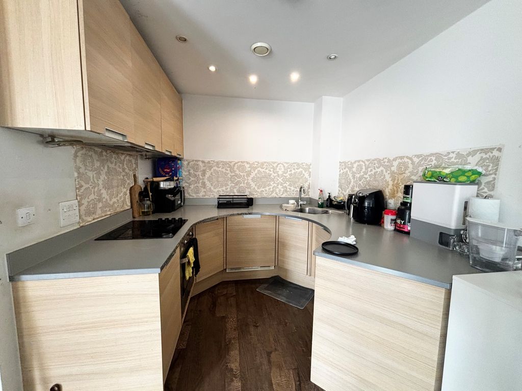 Property photo 1 of 5 Kitchen