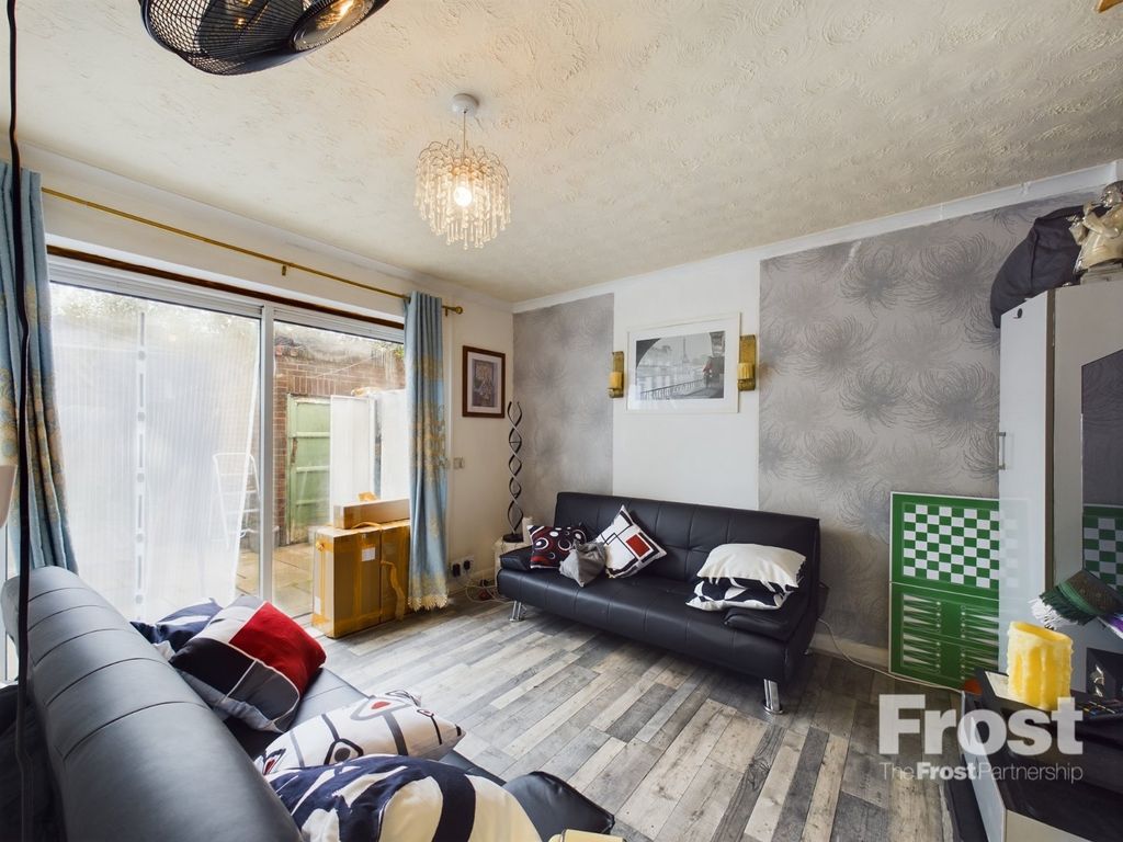 Property photo 2 of 14 Picture No. 10