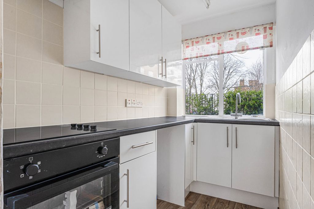 Property photo 2 of 13 Kitchen