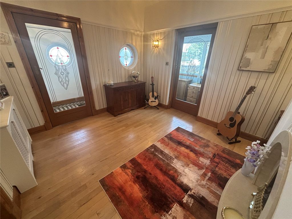 Property photo 3 of 21 Picture No. 31