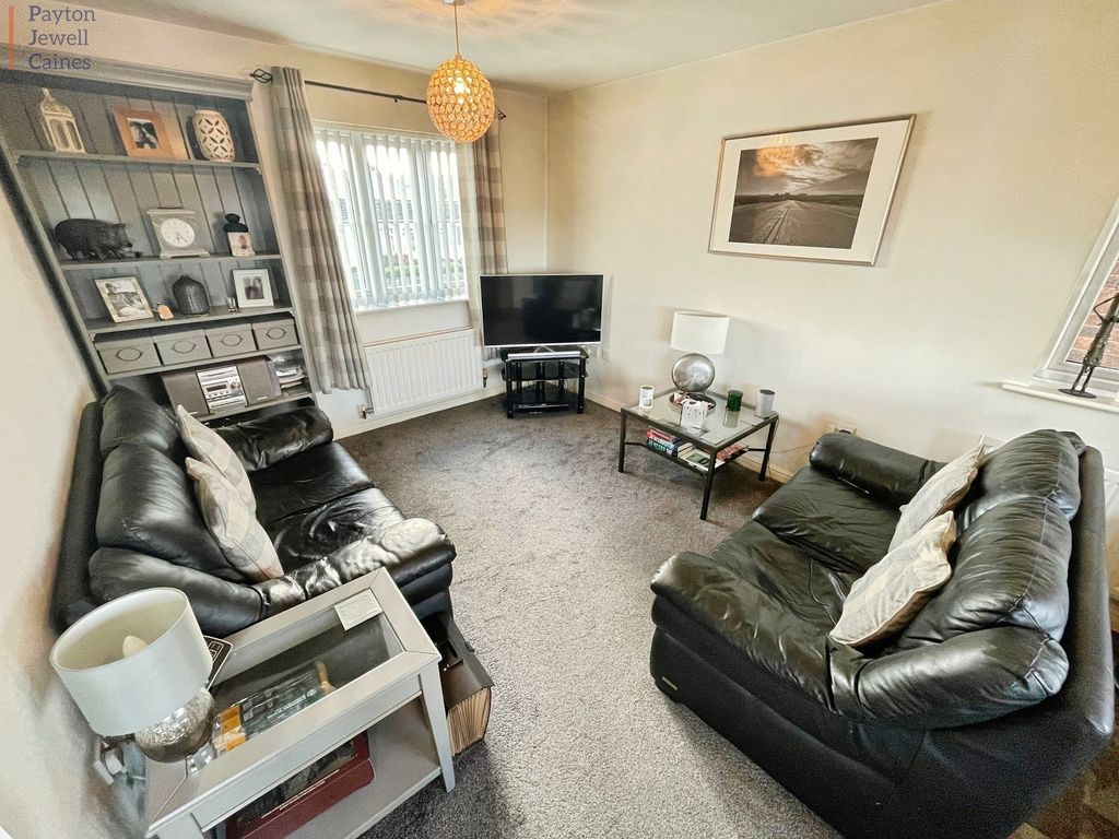 Property photo 2 of 9 Not Specified