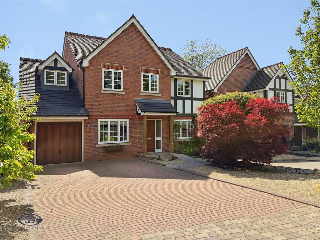 Property photo 1 of 45