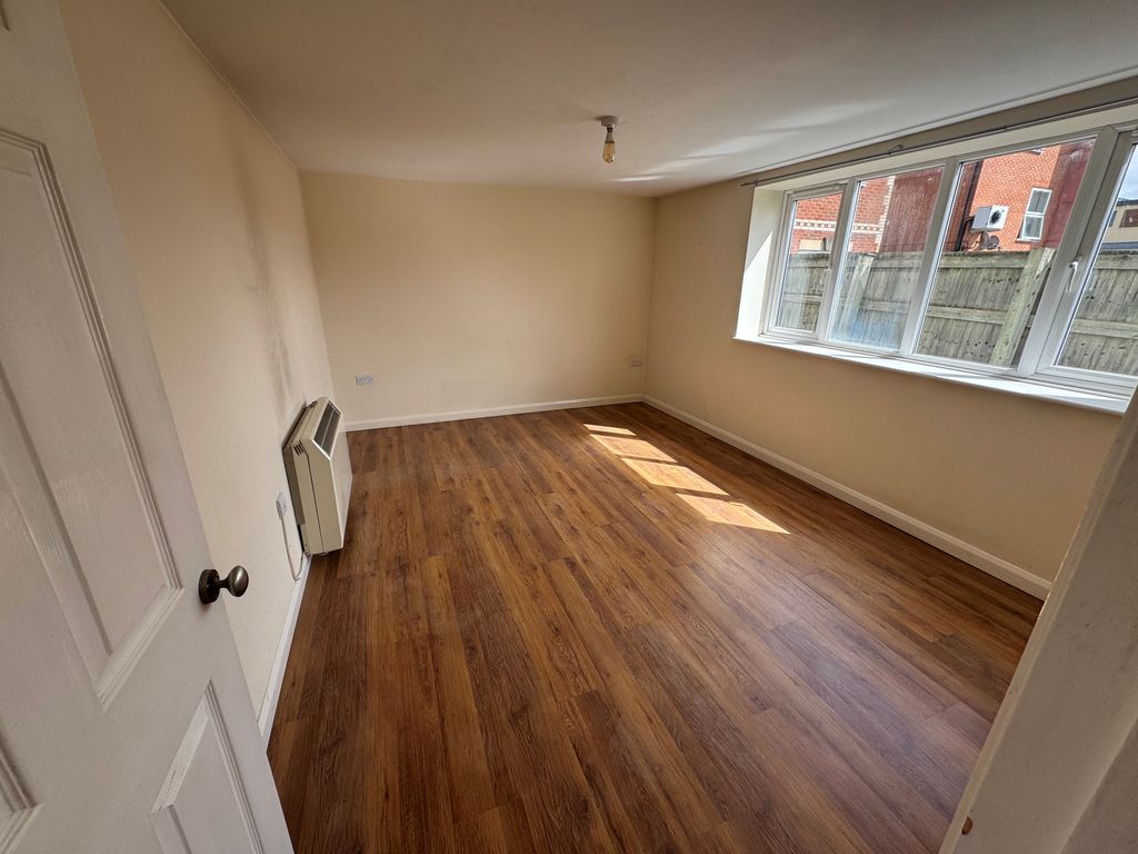 Property photo 3 of 6 20B St James Road - Living Room
