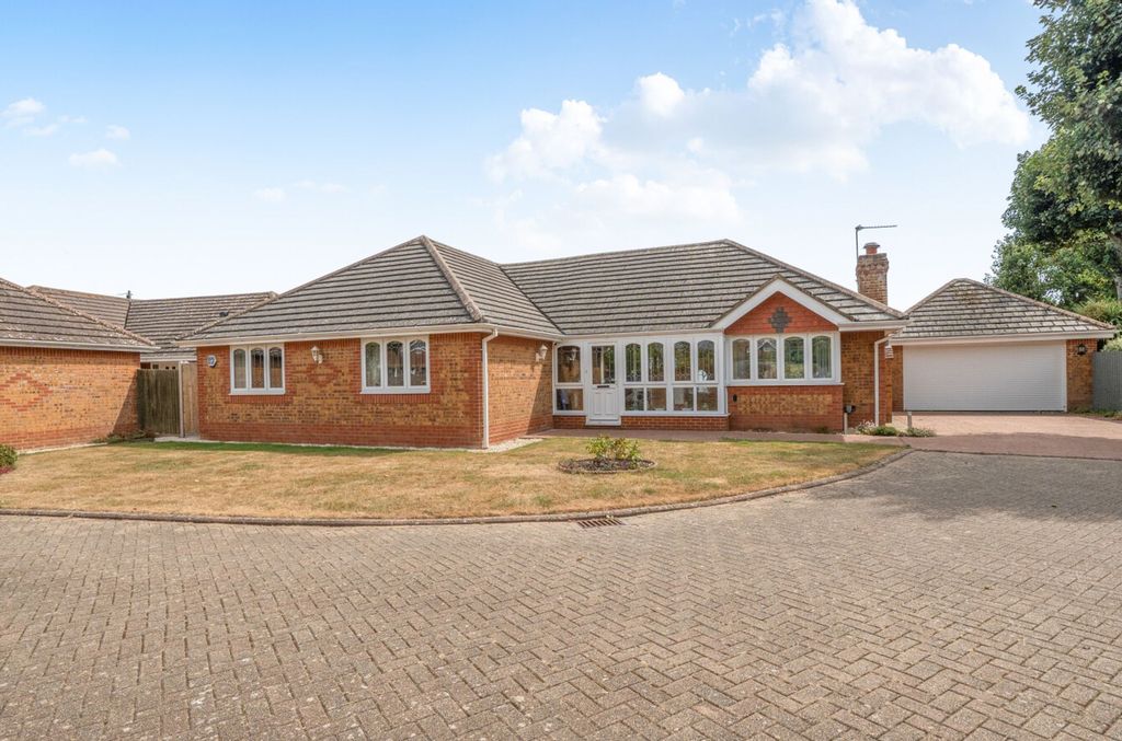 Property photo 1 of 23