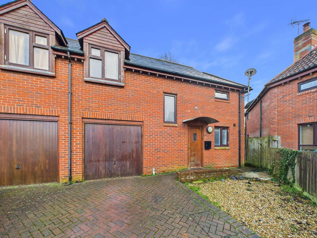 Property photo 1 of 22