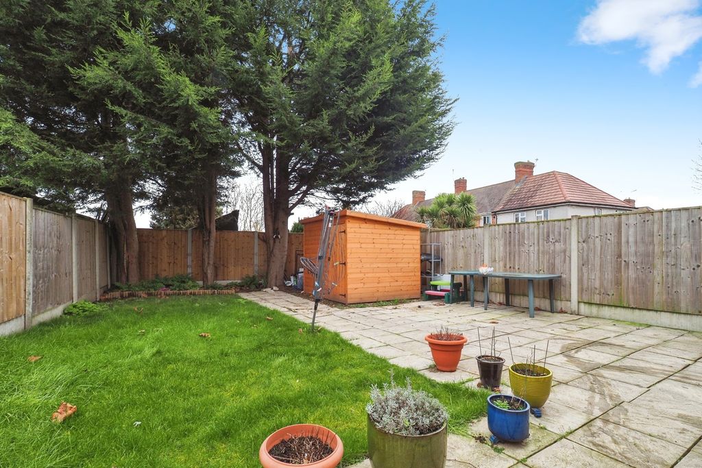 Property photo 3 of 18 Pbox-Img.Jpg