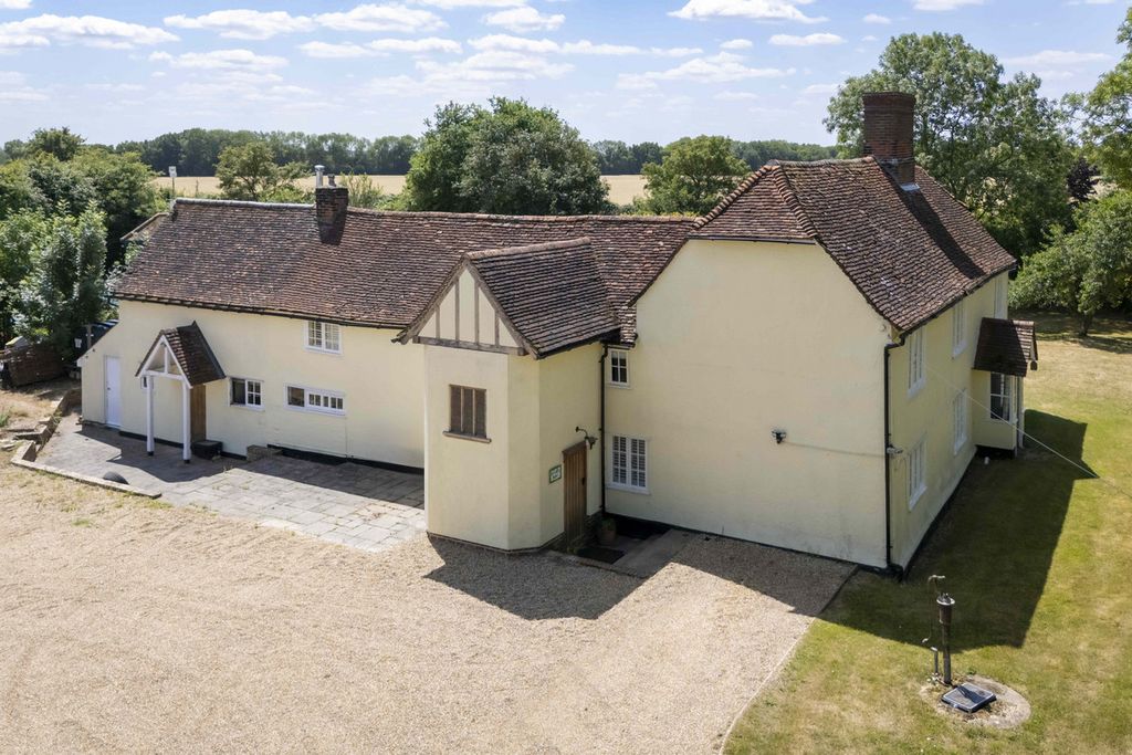 Property photo 2 of 26