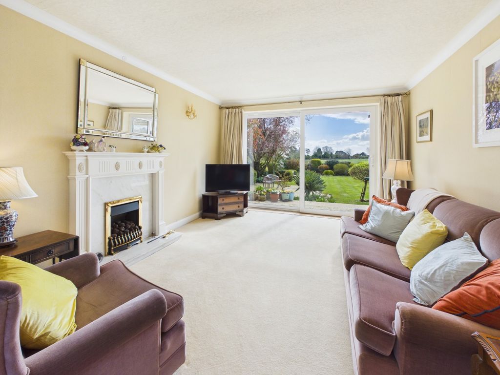 Property photo 3 of 37 4657238