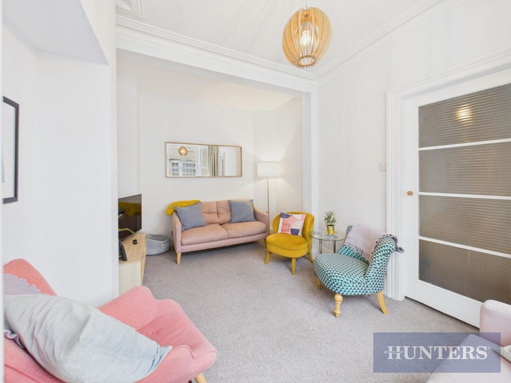 Property photo 3 of 28 Cam05316G0-Pr0270-Still015.Jpg